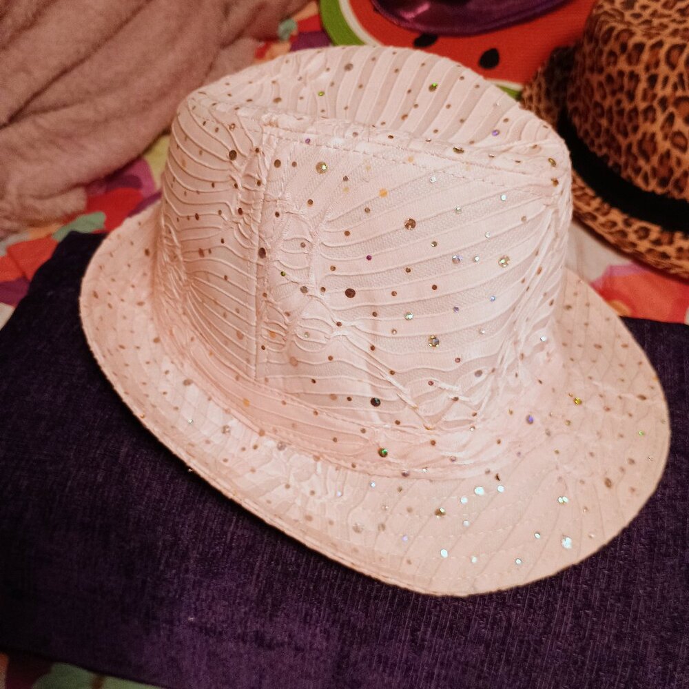 Light Pink Sequin Fedora Size 57CM, New